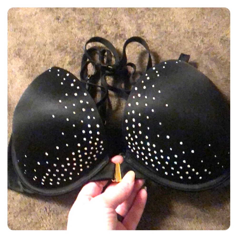 Victorias Secret very sexy push up bra